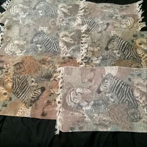 6 African animal print placemats